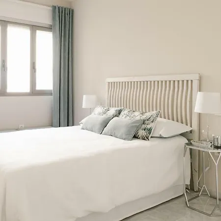 Sevilla Apartments Muro By Valcambre Exterior photo